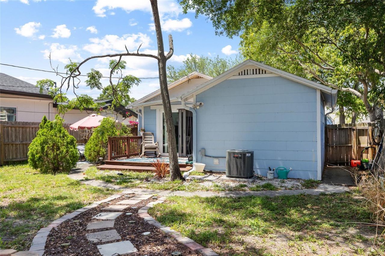 466 36th Avenue N, Saint Petersburg, FL 33704 Photo