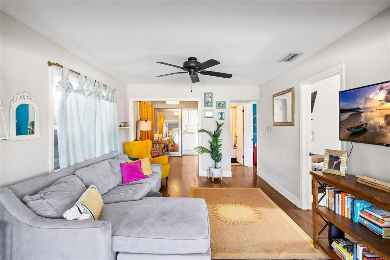 466 36th Avenue N, Saint Petersburg, FL 33704 Photo