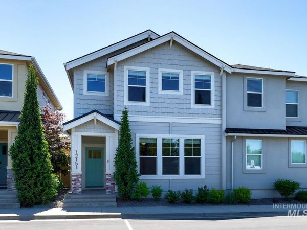 12151 W Evely Pines Ln, Star, ID 83669