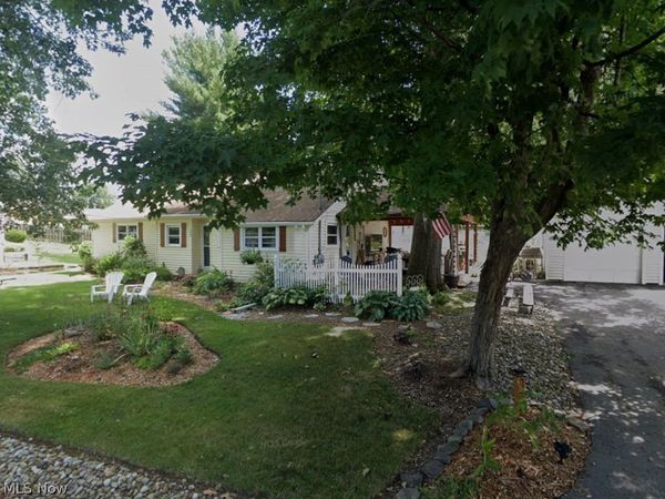 176 Rockridge Road , Chippewa Lake, OH 44215