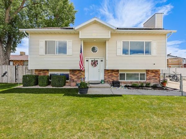 4327 S ROSE PETAL WAY W, West Valley City, UT 84120