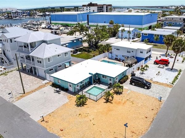 412 Harbor CT , FORT MYERS BEACH, FL 33931