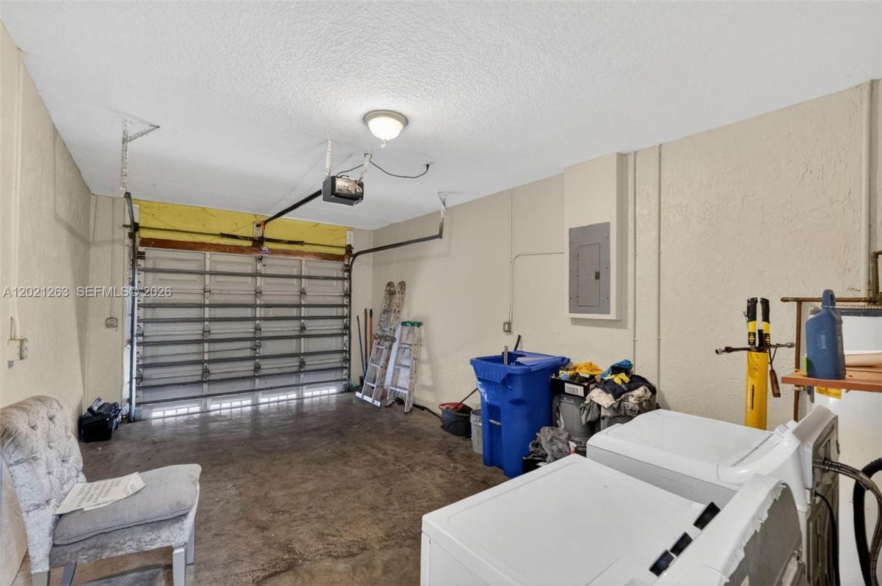 2620 NW 15th St , Fort Lauderdale, FL 33311 Photo