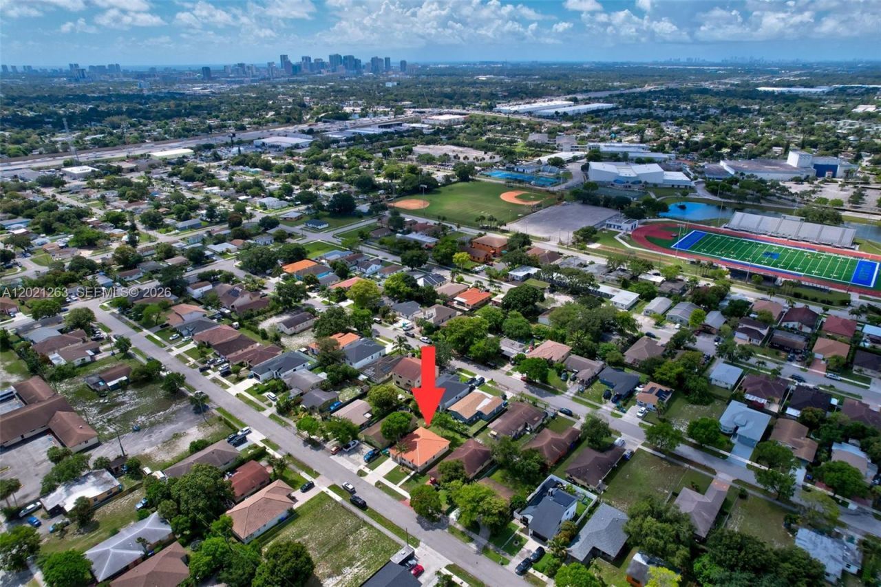 2620 NW 15th St , Fort Lauderdale, FL 33311 Photo