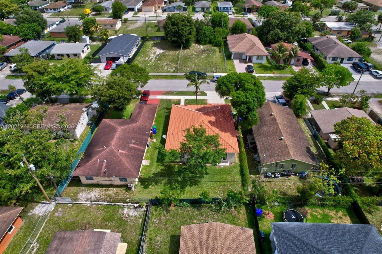 2620 NW 15th St , Fort Lauderdale, FL 33311 Photo