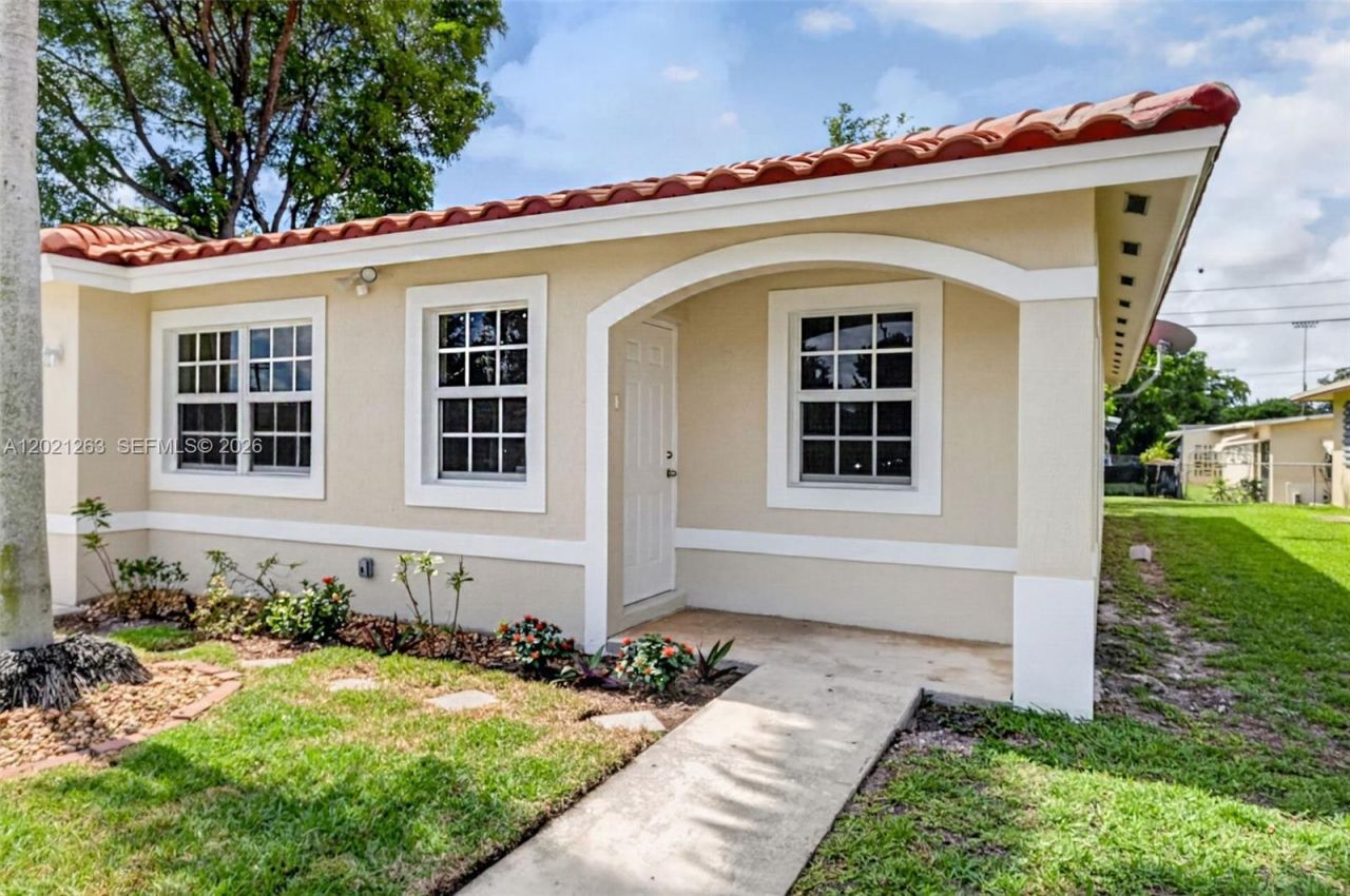 2620 NW 15th St , Fort Lauderdale, FL 33311 Photo