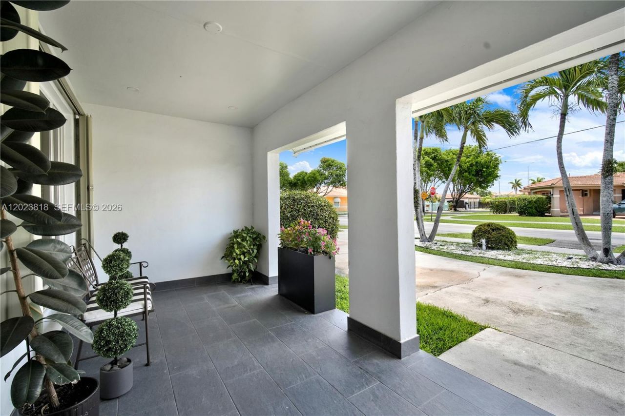13023 SW 6th St , Miami, FL 33184 Photo