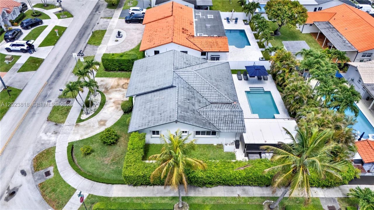 13023 SW 6th St , Miami, FL 33184 Photo