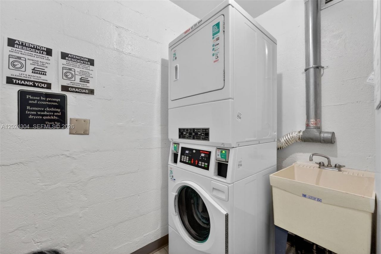 900 Bay Dr, Unit 606, Miami Beach, FL 33141 Photo