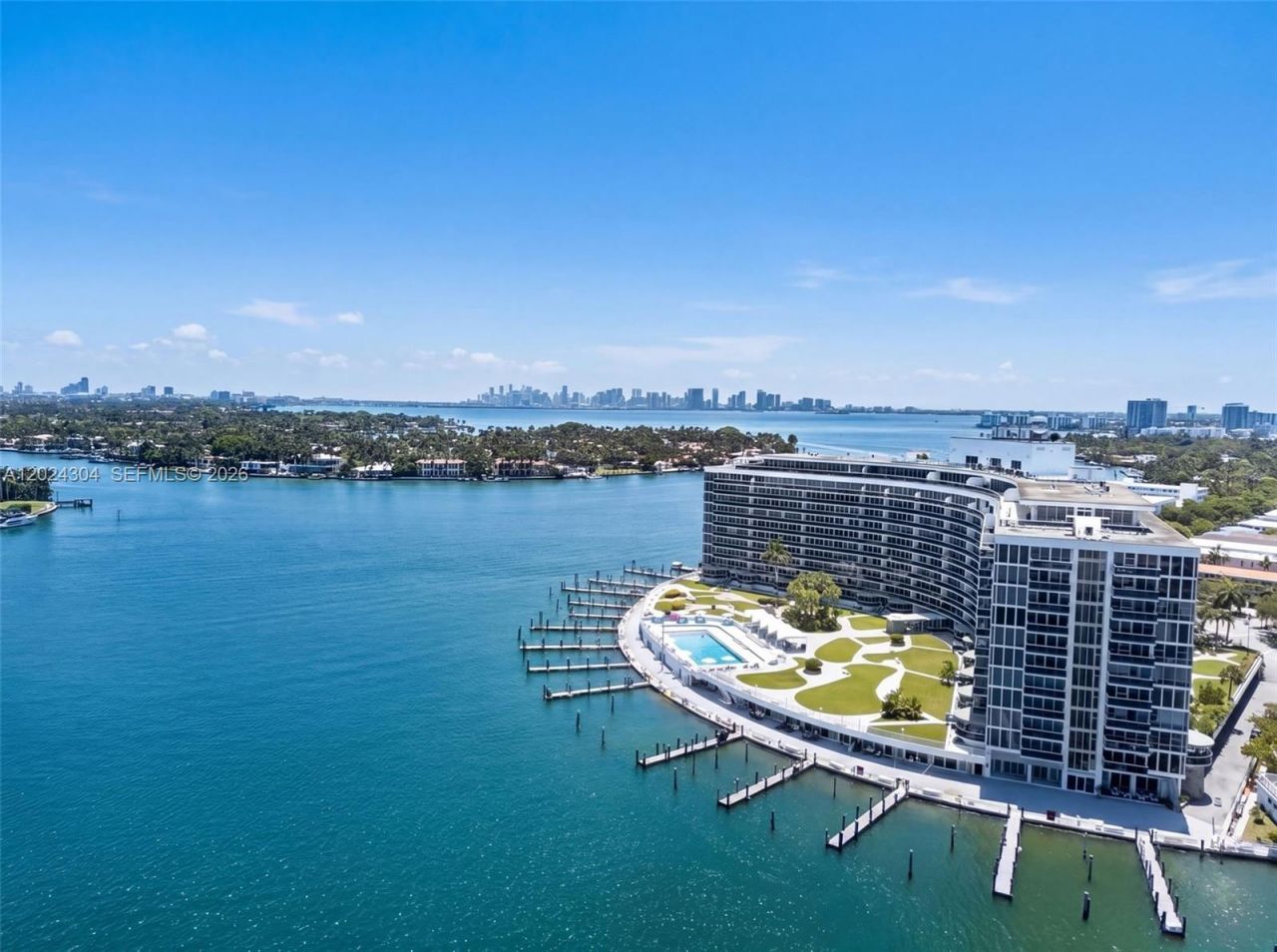 900 Bay Dr, Unit 606, Miami Beach, FL 33141 Photo