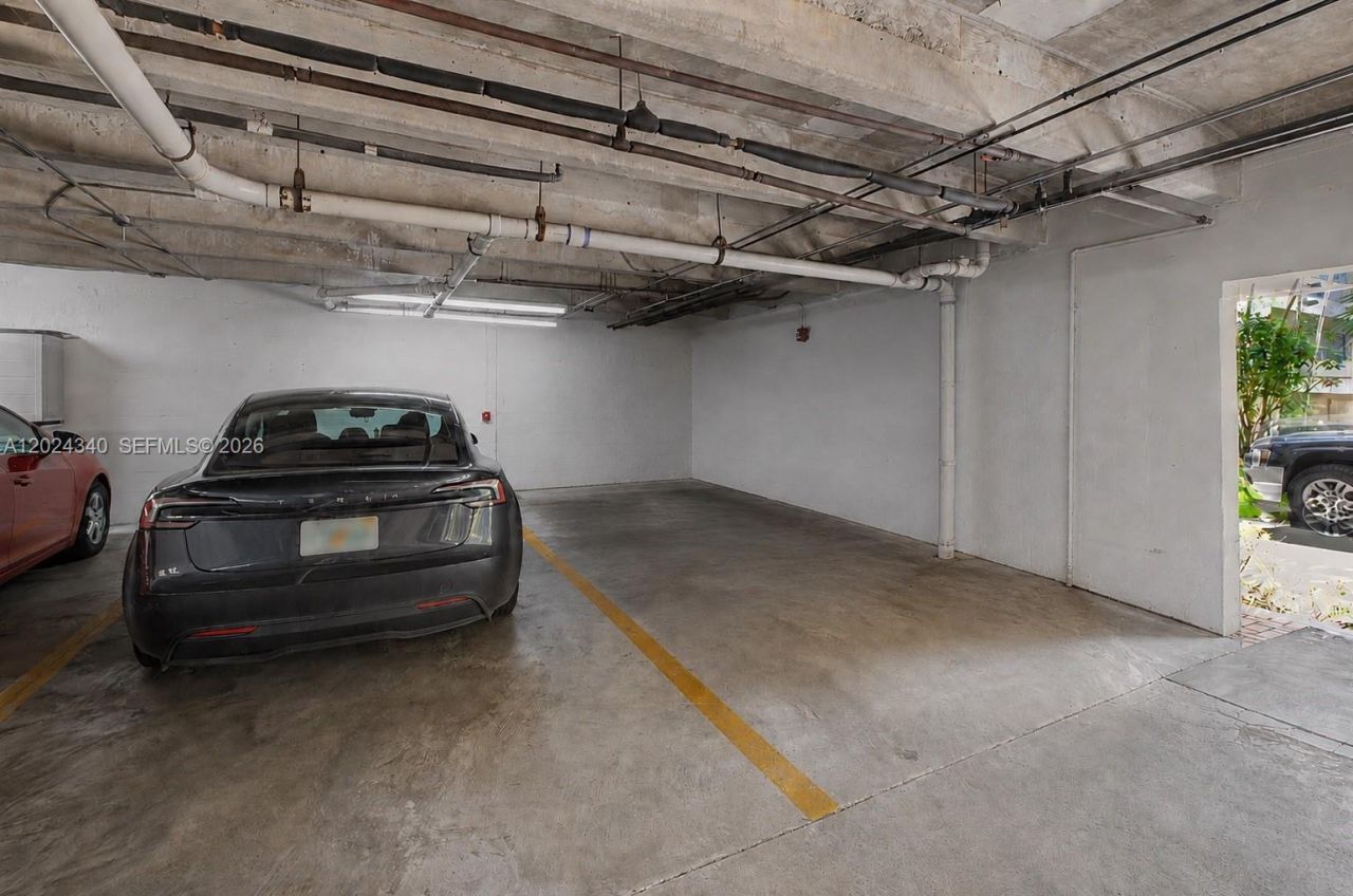 6815 Edgewater Dr, Unit 201, Coral Gables, FL 33133 Photo
