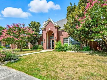 10912 Reisling Drive, Frisco, TX 75035