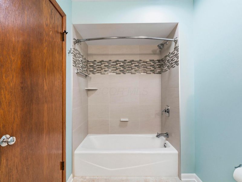 2151 Pinebrook Road, Upper Arlington, OH 43220 Photo 40
