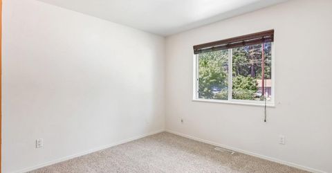 10819 Walker Dr, Grass Valley, CA 95945 Photo