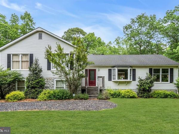 545 E JIMMIE LEEDS ROAD , GALLOWAY, NJ 08205