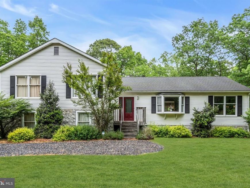 545 E Jimmie Leeds Road, Galloway, NJ 08205 Main Photo