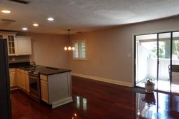 10301 N Kings Hwy.  photo 4