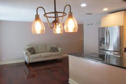 10301 N Kings Hwy.  photo 4