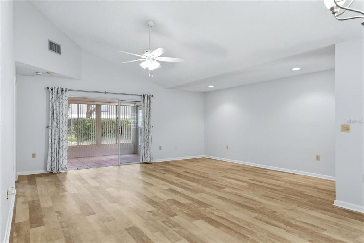 6420 Carrington Circle, Unit 35, Sarasota, FL 34238 Photo
