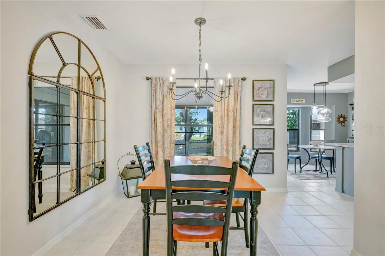 5872 Pauma Court, Sarasota, FL 34232 Photo