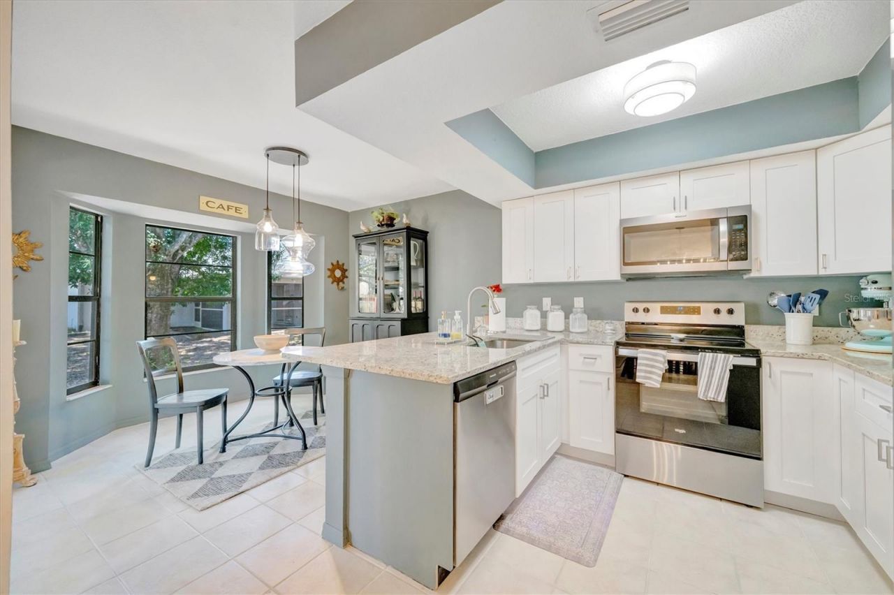 5872 Pauma Court, Sarasota, FL 34232 Photo