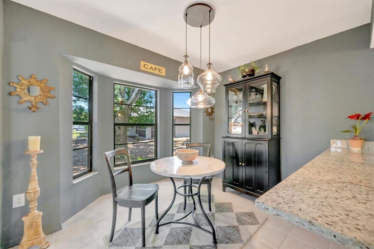 5872 Pauma Court, Sarasota, FL 34232 Photo