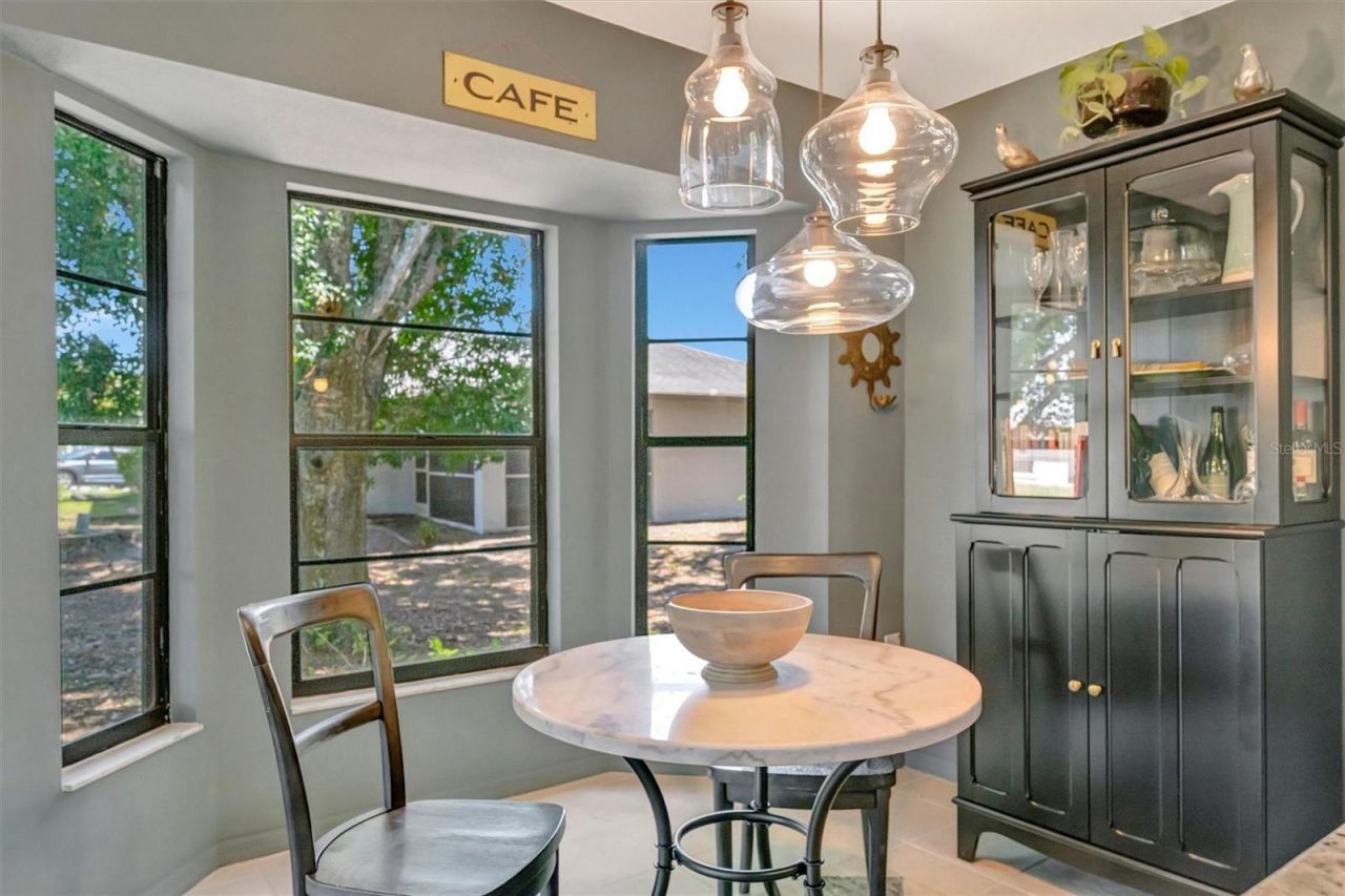5872 Pauma Court, Sarasota, FL 34232 Photo