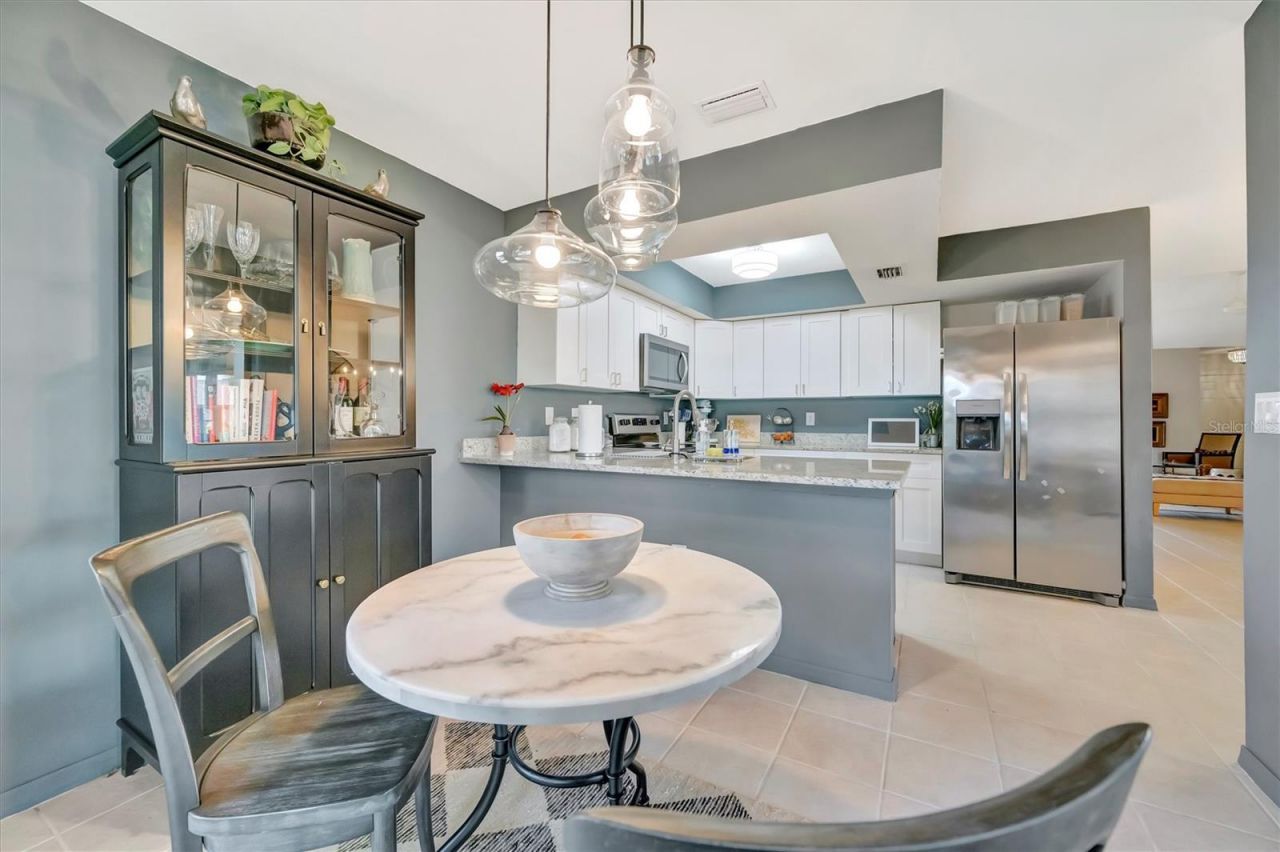 5872 Pauma Court, Sarasota, FL 34232 Photo