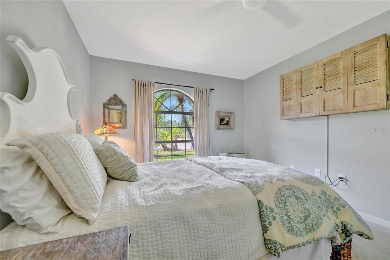 5872 Pauma Court, Sarasota, FL 34232 Photo