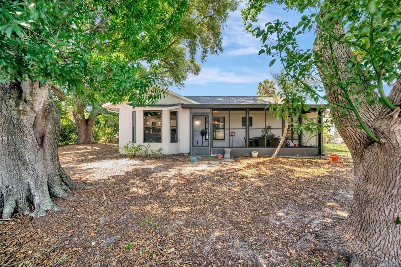5872 Pauma Court, Sarasota, FL 34232 Photo