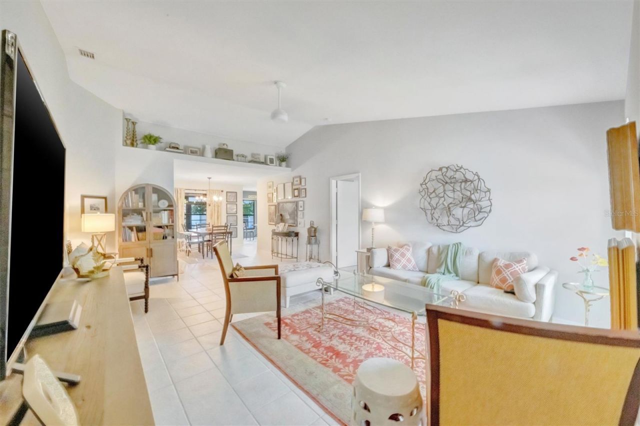5872 Pauma Court, Sarasota, FL 34232 Photo