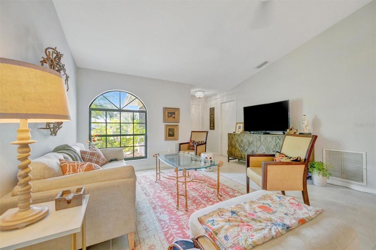 5872 Pauma Court, Sarasota, FL 34232 Photo