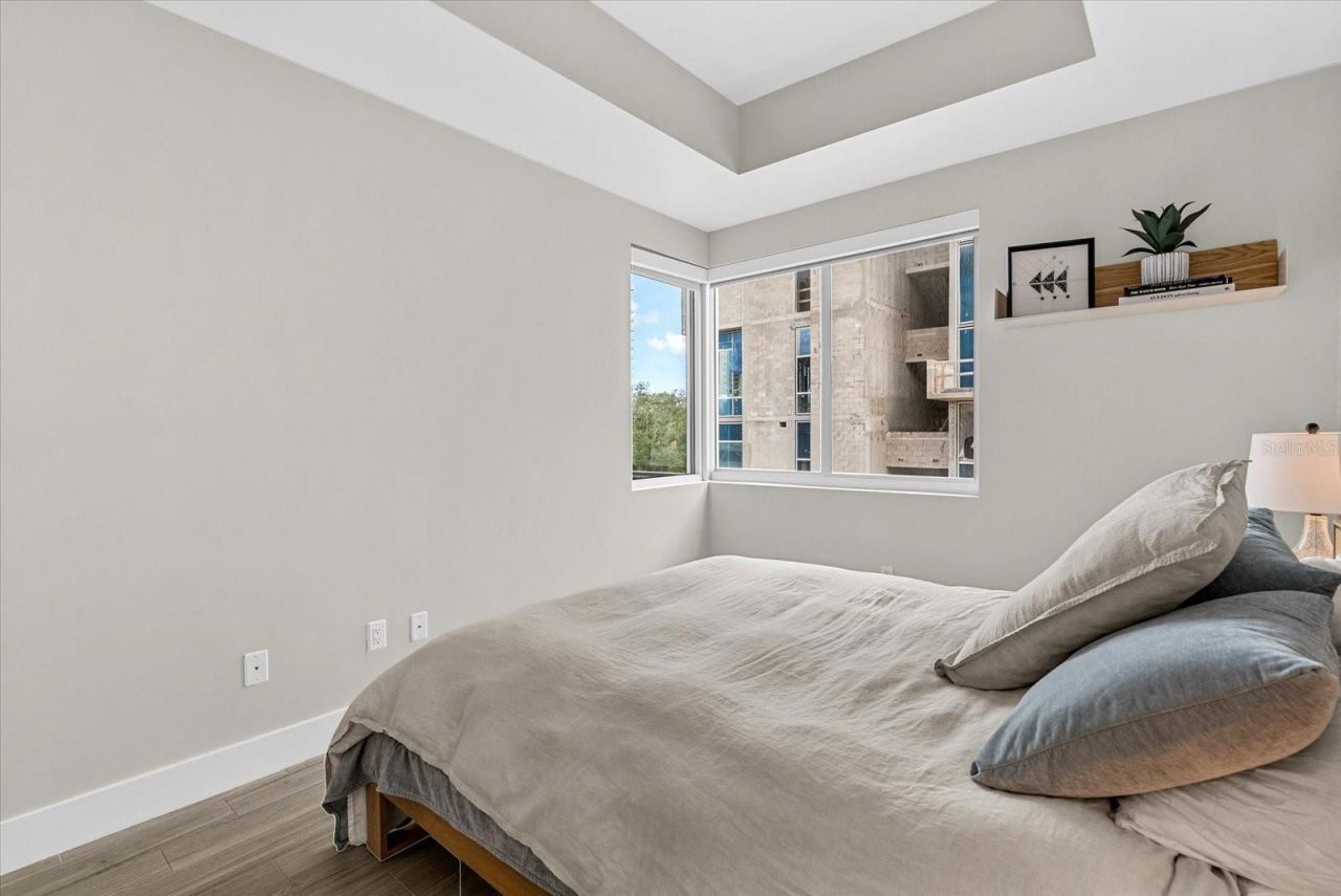 332 Cocoanut Avenue, Unit 302, Sarasota, FL 34236 Photo