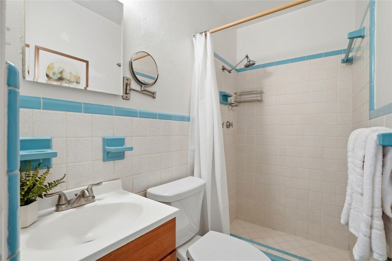 6900 10th Avenue N, Saint Petersburg, FL 33710 Photo