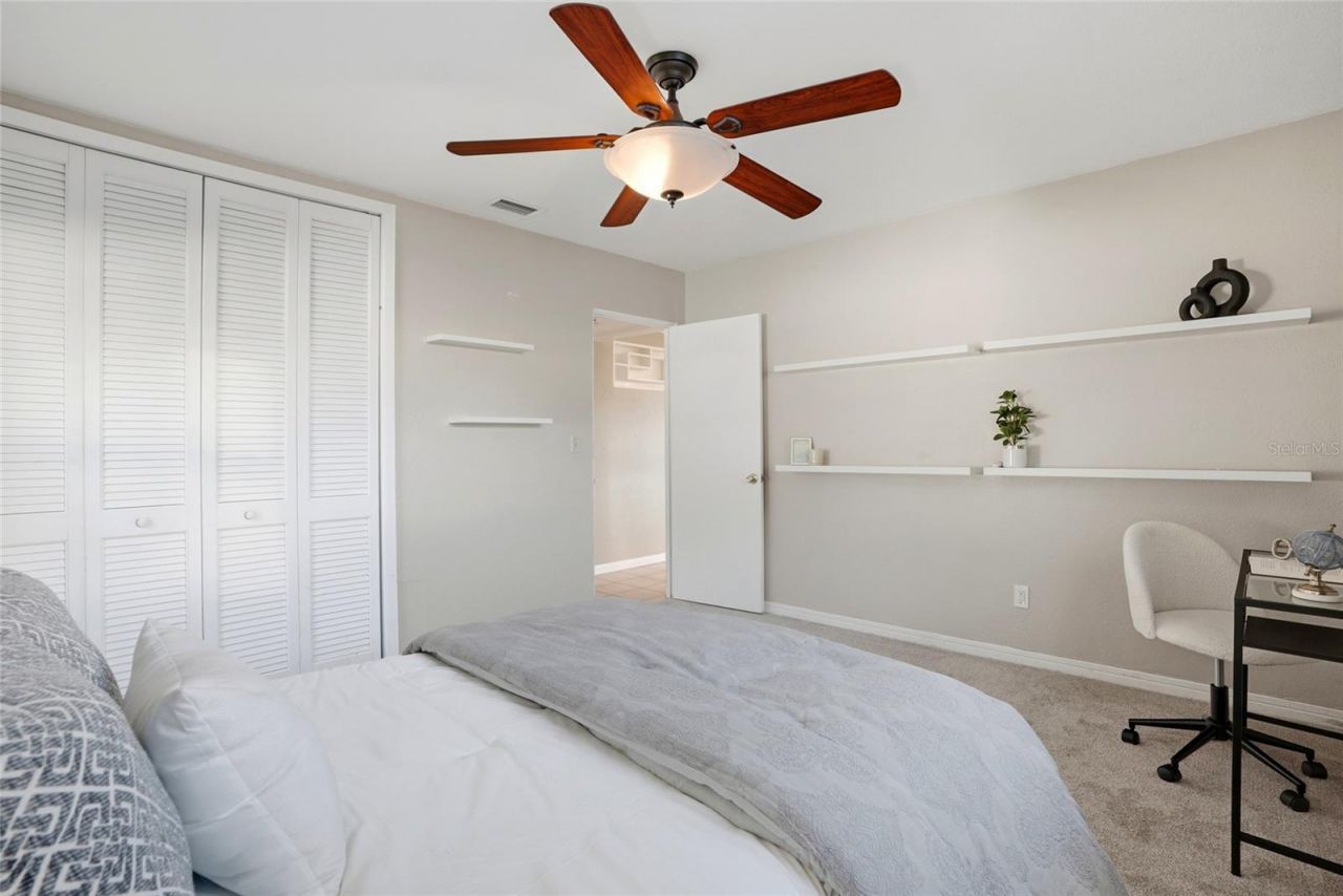 6900 10th Avenue N, Saint Petersburg, FL 33710 Photo