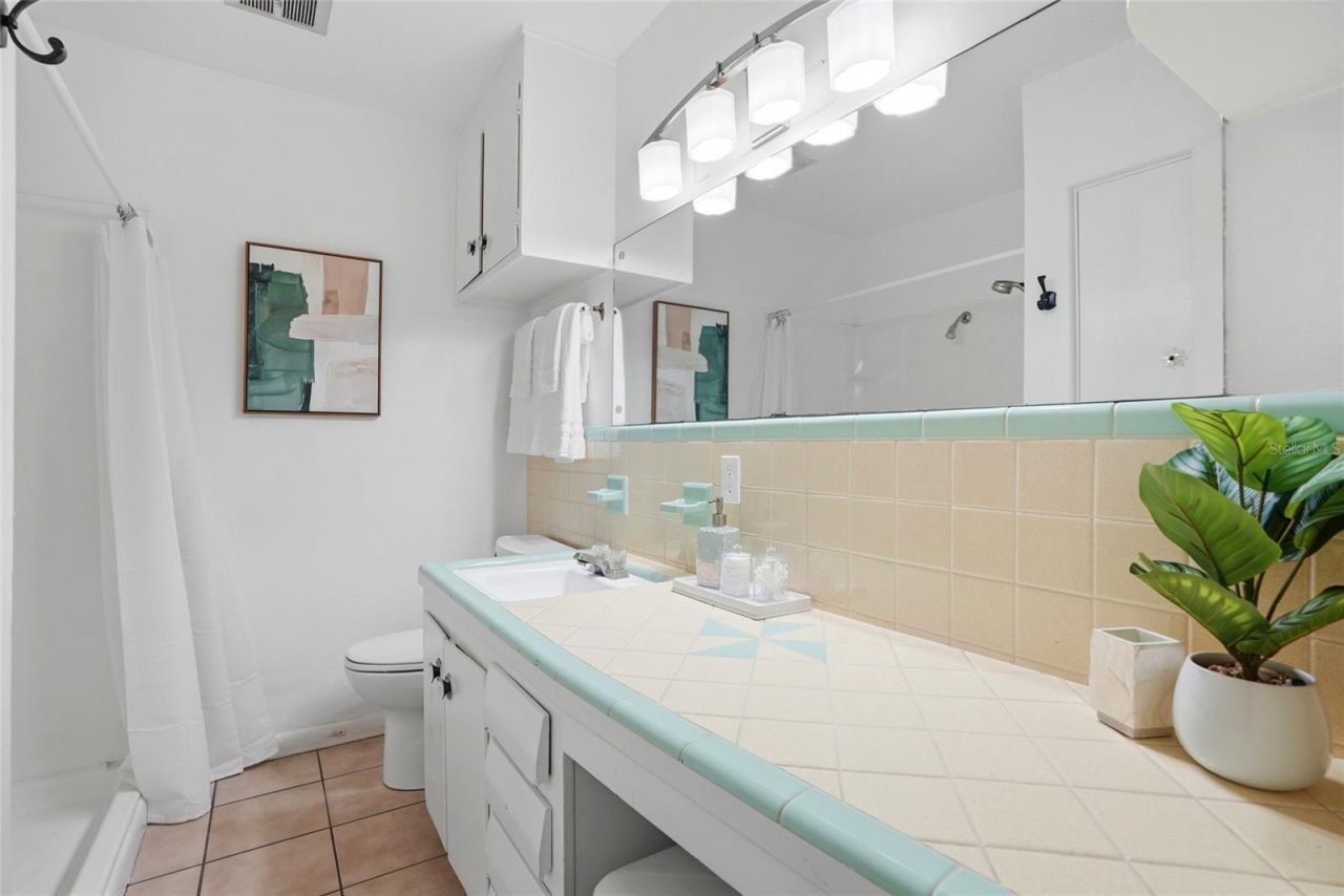 6900 10th Avenue N, Saint Petersburg, FL 33710 Photo