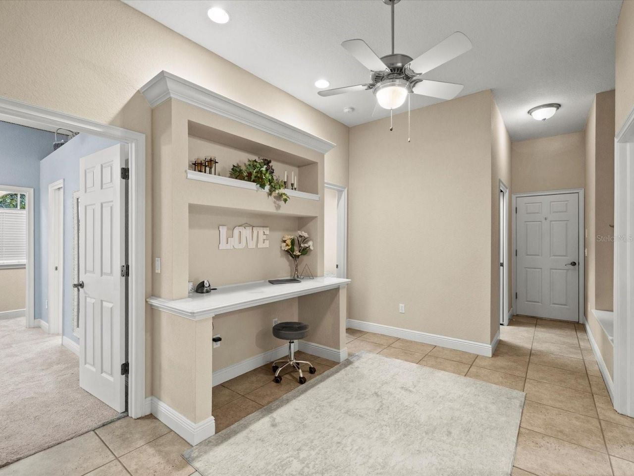 19617 Eagle Crest Drive , Lutz, FL 33549 Photo