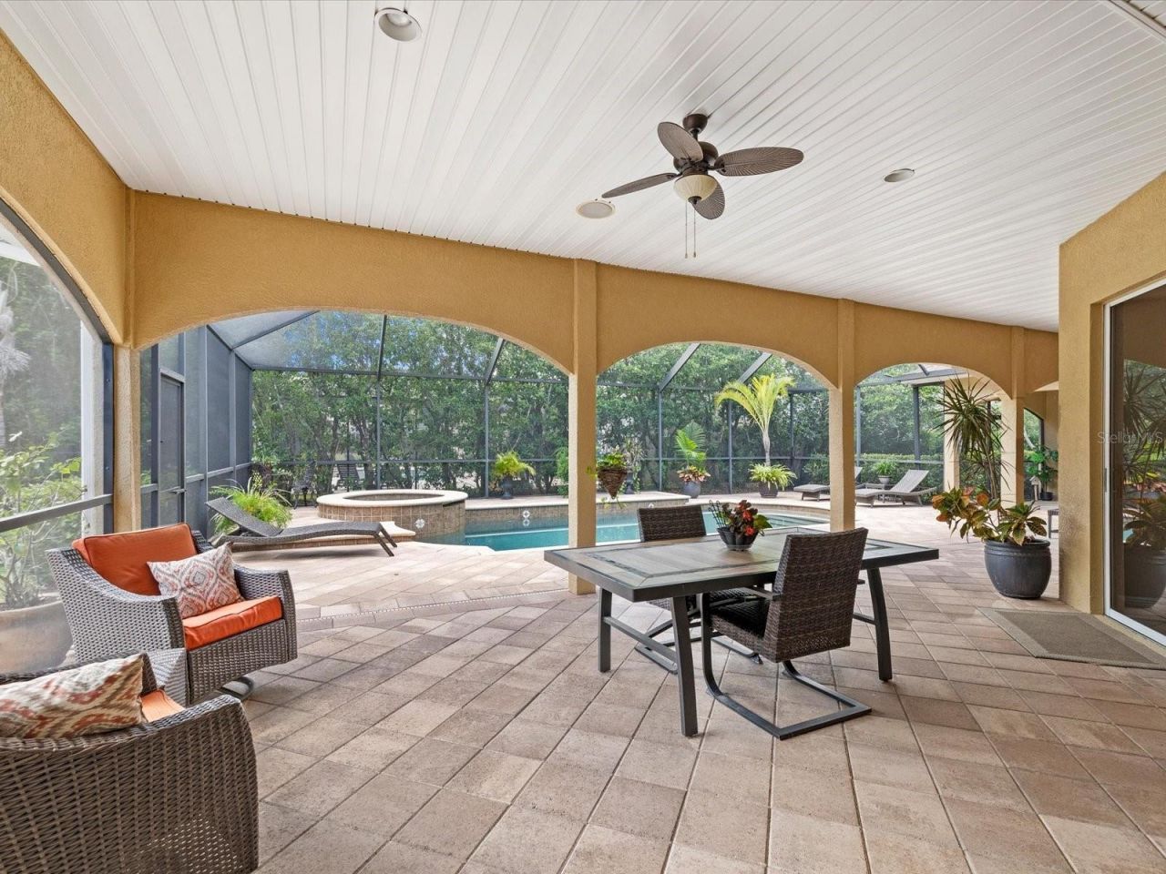 19617 Eagle Crest Drive , Lutz, FL 33549 Photo