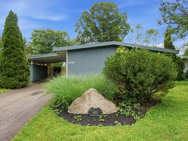 2451 Edgevale Road , Columbus, OH 43221