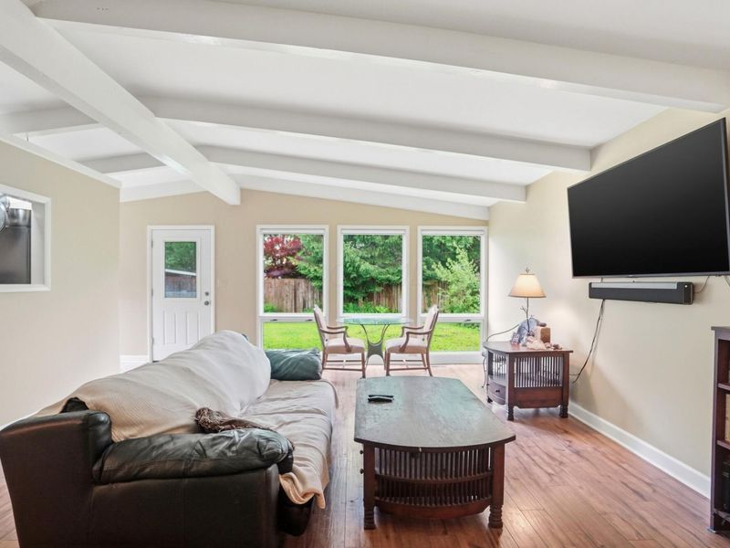 2451 Edgevale Road, Columbus, OH 43221 Photo 12