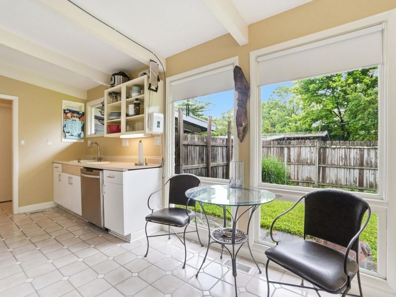 2451 Edgevale Road, Columbus, OH 43221 Photo 24