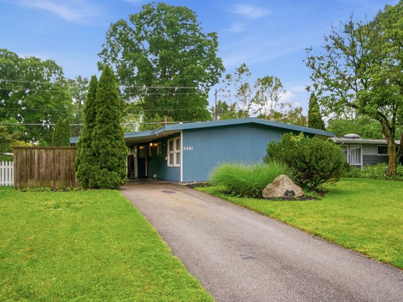 2451 Edgevale Road, Columbus, OH 43221 Photo 3