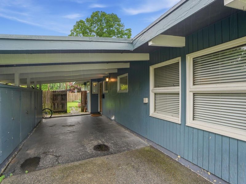2451 Edgevale Road, Columbus, OH 43221 Photo 7