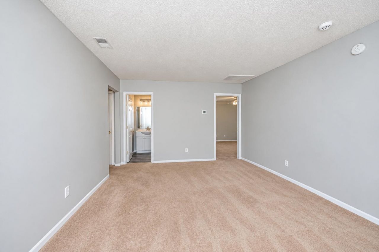 108 Tyron Road Photo 11