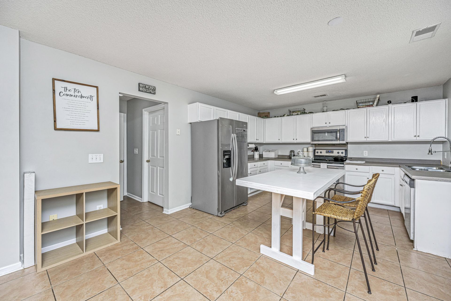 108 Tyron Road Photo 11