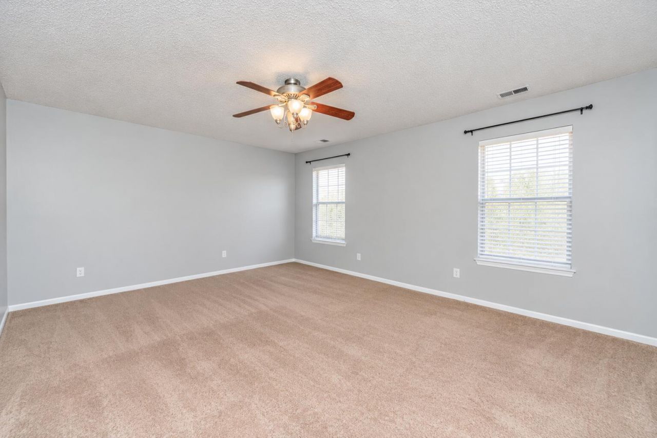 108 Tyron Road Photo 12