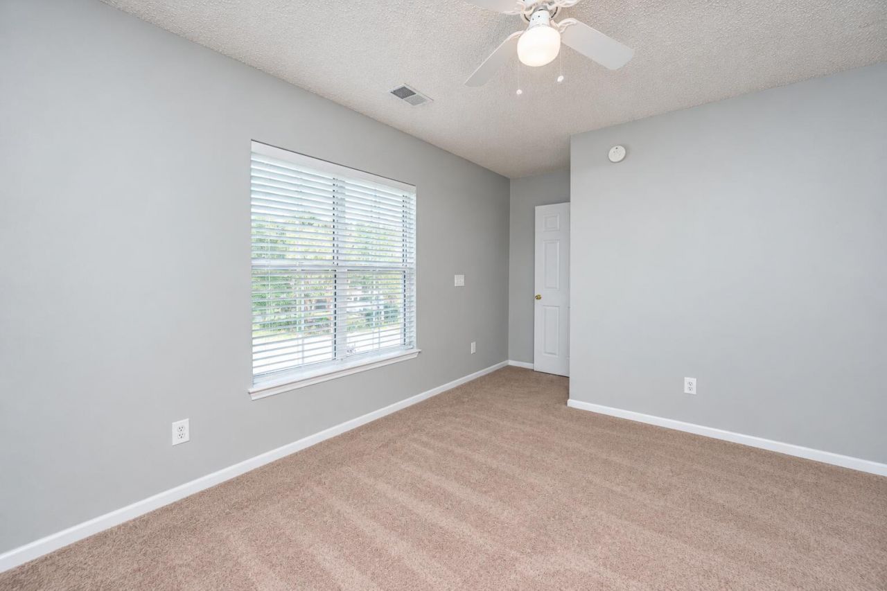 108 Tyron Road Photo 22