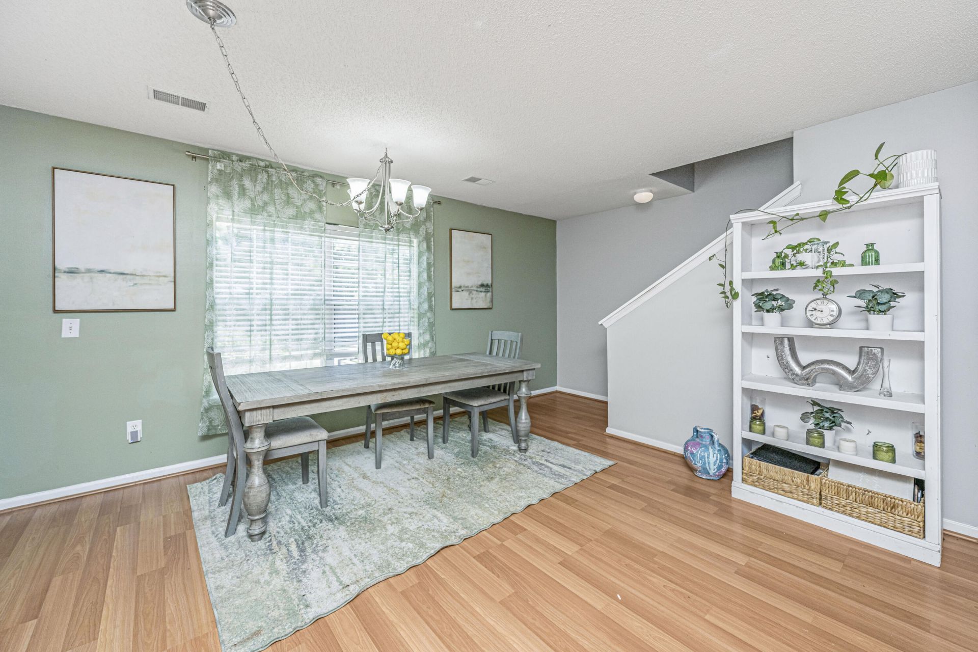 108 Tyron Road Photo 8