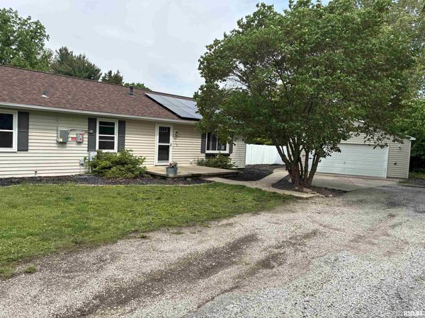 6148 MAIN Street, Pleasant Plains, IL 62677