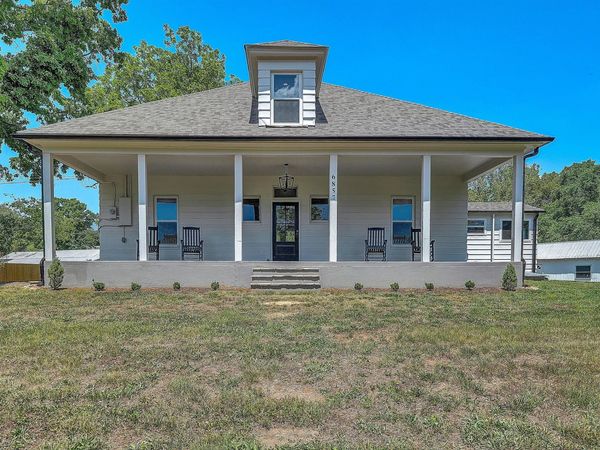 26 Barfoot LN , Rocky Mount, VA 24151